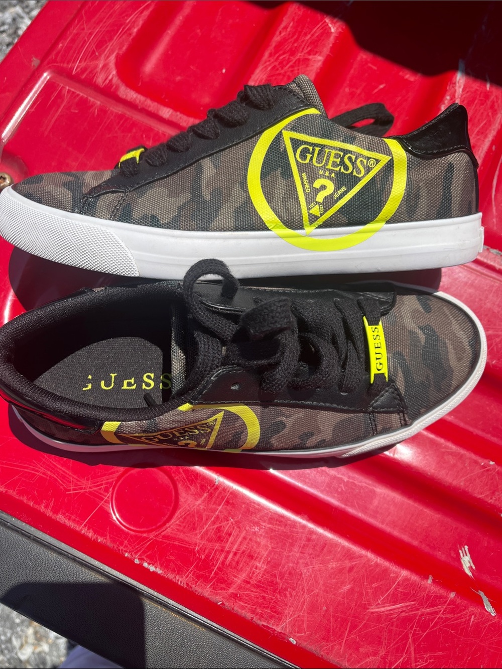 Women’s shoes